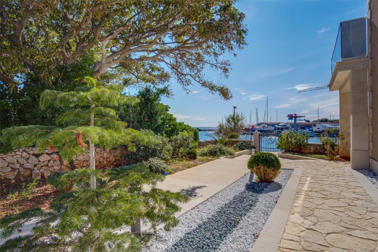 Lucica 360 Sea View Suite نيغيزيني المظهر الخارجي الصورة